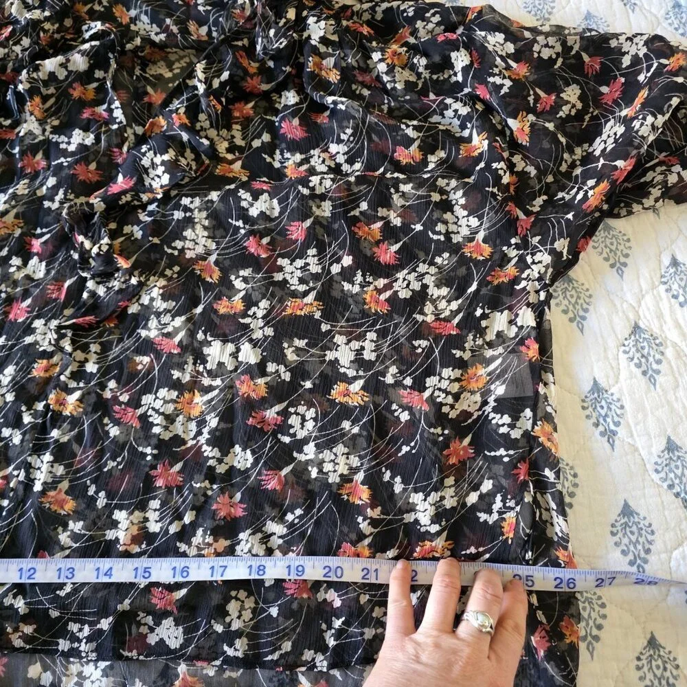 Joie Black Pink Silk Sheer Floral Ruffle Tie Neck Blouse Size M Boho Romantic - Picture 11 of 14